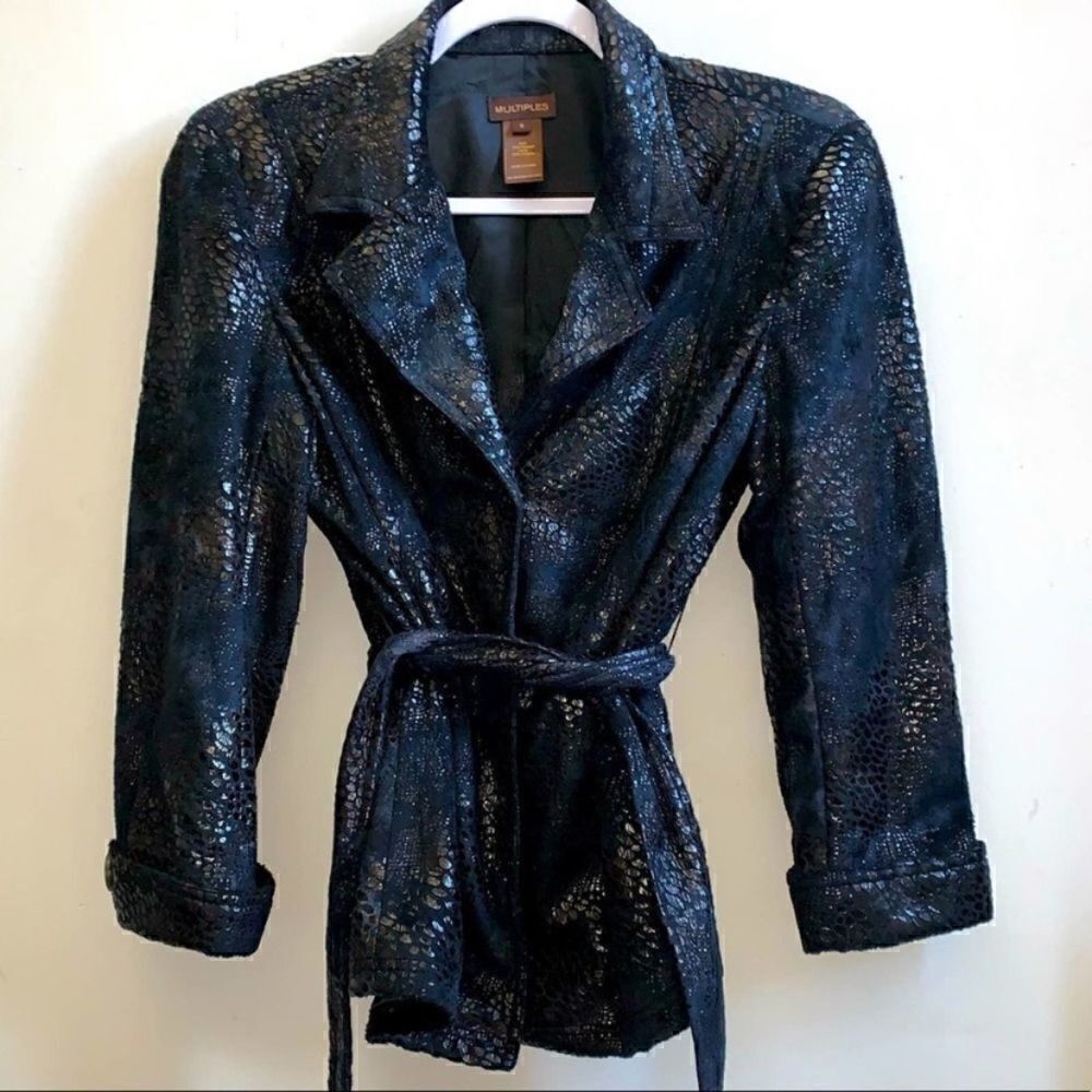 Alligator Textured Jacket Black/Navy by Multiples Size Small